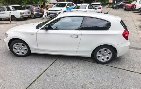 BMW 1 серия, 2011 год, 950 000 рублей, 3 фотография
