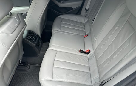 Audi A4, 2017 год, 1 880 000 рублей, 8 фотография