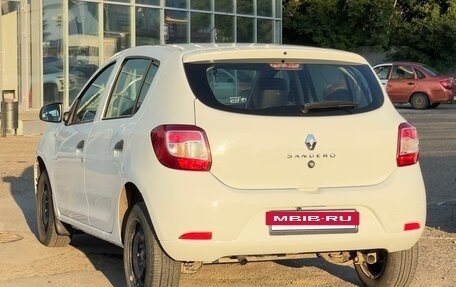 Renault Sandero II рестайлинг, 2019 год, 975 000 рублей, 3 фотография