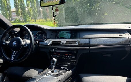 BMW 7 серия, 2011 год, 1 500 000 рублей, 13 фотография