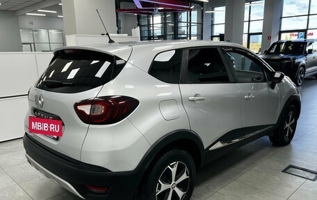 Renault Kaptur I рестайлинг, 2019 год, 1 550 000 рублей, 6 фотография
