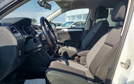 Volkswagen Tiguan II, 2020 год, 2 520 000 рублей, 9 фотография