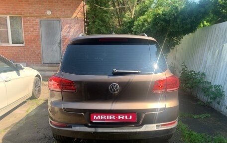 Volkswagen Tiguan I, 2016 год, 1 700 000 рублей, 1 фотография