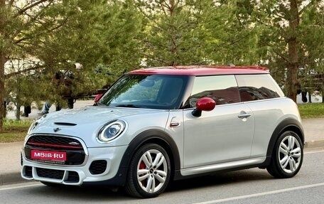 MINI Hatch, 2018 год, 2 850 000 рублей, 1 фотография
