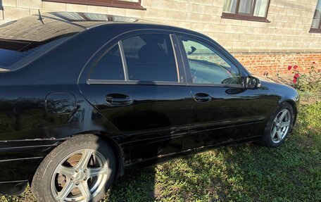 Mercedes-Benz C-Класс, 2003 год, 530 000 рублей, 2 фотография