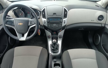 Chevrolet Cruze II, 2013 год, 750 000 рублей, 3 фотография