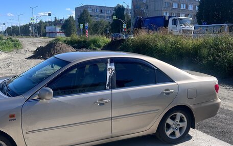 Toyota Camry V40, 2004 год, 699 000 рублей, 12 фотография