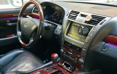 Lexus LS IV, 2007 год, 750 000 рублей, 13 фотография