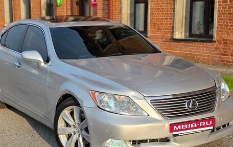 Lexus LS IV, 2007 год, 750 000 рублей, 8 фотография