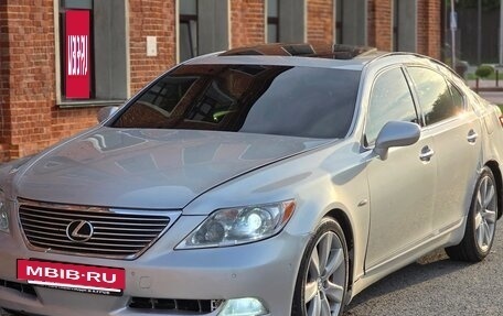 Lexus LS IV, 2007 год, 750 000 рублей, 10 фотография