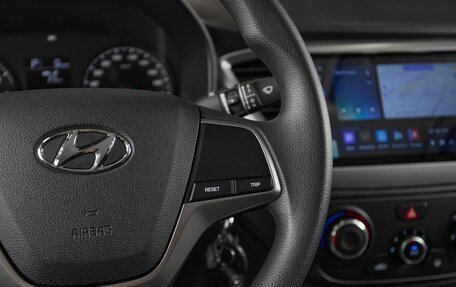 Hyundai Solaris II рестайлинг, 2021 год, 1 499 000 рублей, 13 фотография