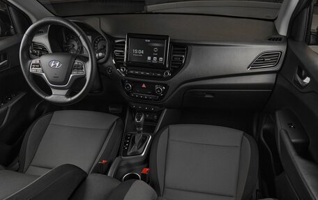 Hyundai Solaris II рестайлинг, 2021 год, 1 449 000 рублей, 10 фотография