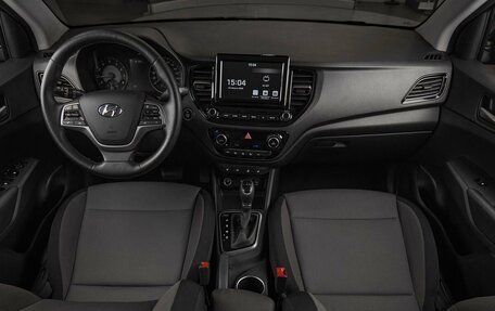 Hyundai Solaris II рестайлинг, 2021 год, 1 449 000 рублей, 9 фотография