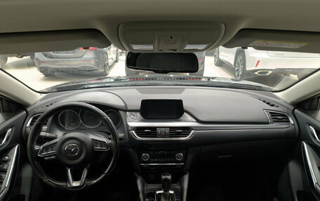 Mazda 6, 2017 год, 1 590 000 рублей, 17 фотография