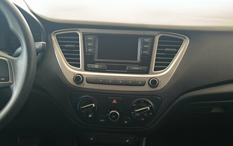Hyundai Solaris II рестайлинг, 2019 год, 1 350 000 рублей, 15 фотография