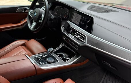 BMW X7, 2021 год, 8 000 000 рублей, 16 фотография
