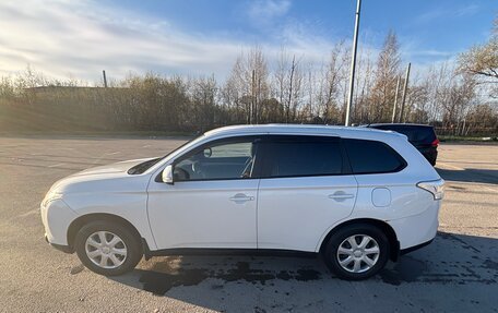 Mitsubishi Outlander III рестайлинг 3, 2012 год, 1 250 000 рублей, 3 фотография