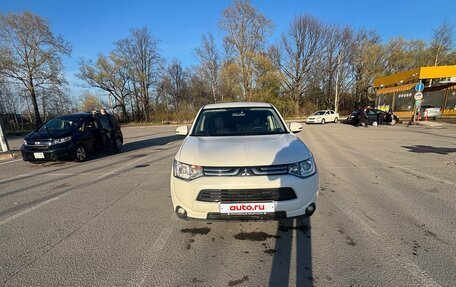 Mitsubishi Outlander III рестайлинг 3, 2012 год, 1 250 000 рублей, 7 фотография