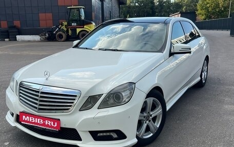 Mercedes-Benz E-Класс, 2010 год, 1 450 000 рублей, 6 фотография