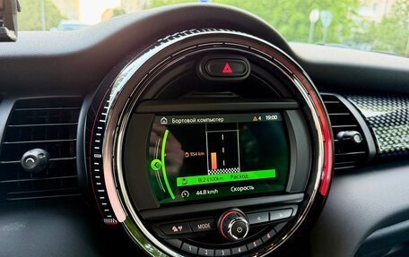 MINI Hatch, 2018 год, 2 850 000 рублей, 11 фотография