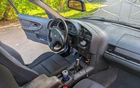 BMW 3 серия, 1998 год, 330 000 рублей, 10 фотография