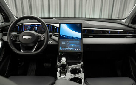 Geely Atlas, 2024 год, 3 050 000 рублей, 8 фотография