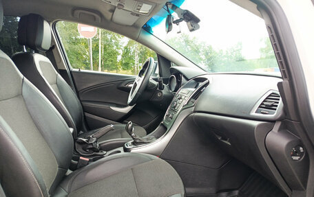 Opel Astra J, 2012 год, 426 000 рублей, 11 фотография