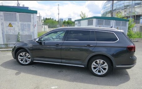 Volkswagen Passat B8 рестайлинг, 2019 год, 3 450 000 рублей, 4 фотография