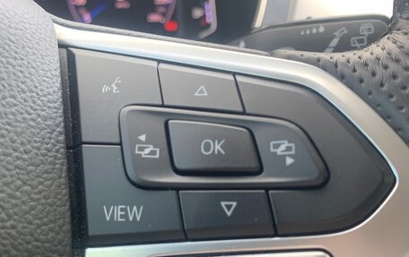 Volkswagen Passat B8 рестайлинг, 2019 год, 3 450 000 рублей, 17 фотография