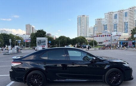 Toyota Camry, 2021 год, 3 350 000 рублей, 3 фотография
