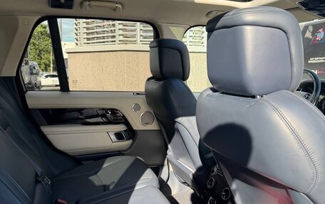 Land Rover Range Rover IV рестайлинг, 2018 год, 4 600 000 рублей, 10 фотография