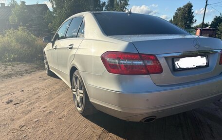 Mercedes-Benz E-Класс, 2009 год, 1 900 000 рублей, 8 фотография
