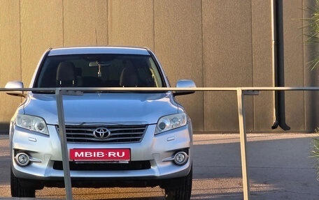 Toyota RAV4, 2011 год, 1 135 000 рублей, 3 фотография