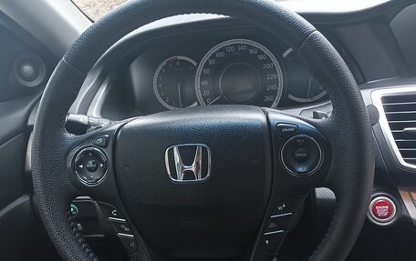 Honda Accord IX рестайлинг, 2013 год, 1 800 000 рублей, 20 фотография
