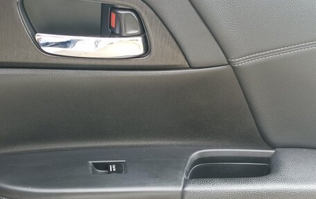Honda Accord IX рестайлинг, 2013 год, 1 800 000 рублей, 33 фотография