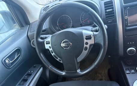 Nissan X-Trail, 2011 год, 300 000 рублей, 2 фотография