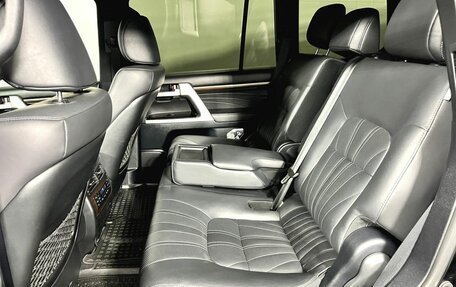Toyota Land Cruiser 200, 2020 год, 8 500 000 рублей, 28 фотография