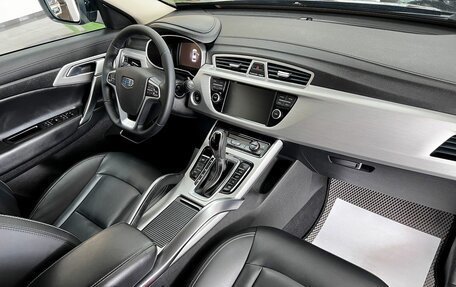 Geely Atlas I, 2018 год, 1 725 000 рублей, 13 фотография