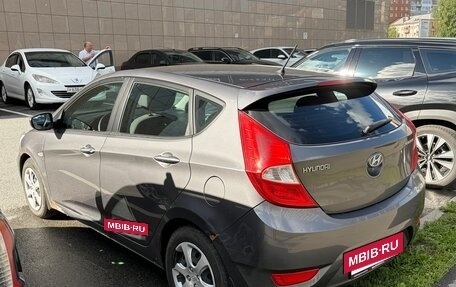Hyundai Solaris II рестайлинг, 2013 год, 550 000 рублей, 2 фотография