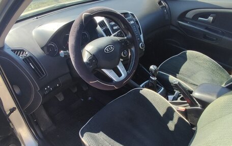 KIA cee'd I рестайлинг, 2010 год, 670 000 рублей, 10 фотография