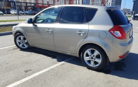 KIA cee'd I рестайлинг, 2010 год, 670 000 рублей, 5 фотография