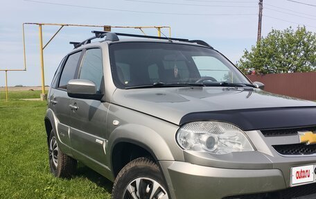 Chevrolet Niva I рестайлинг, 2011 год, 360 000 рублей, 3 фотография