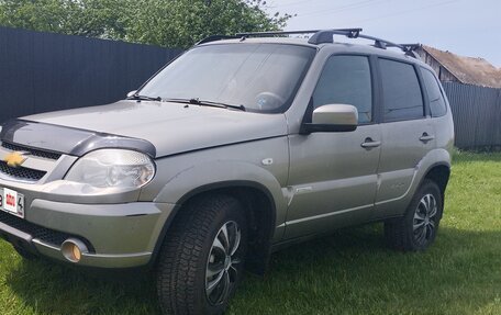 Chevrolet Niva I рестайлинг, 2011 год, 360 000 рублей, 2 фотография