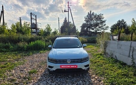 Volkswagen Tiguan II, 2018 год, 2 800 000 рублей, 8 фотография