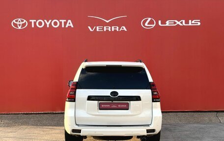 Toyota Land Cruiser Prado 150 рестайлинг 2, 2015 год, 3 090 000 рублей, 4 фотография