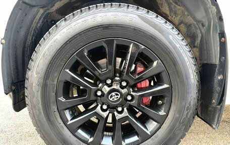 Toyota Land Cruiser Prado 150 рестайлинг 2, 2015 год, 3 090 000 рублей, 7 фотография