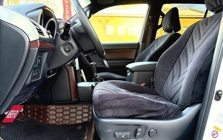 Toyota Land Cruiser Prado 150 рестайлинг 2, 2015 год, 3 090 000 рублей, 15 фотография