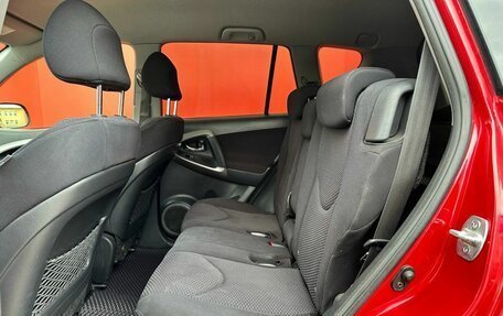 Toyota RAV4, 2006 год, 1 030 000 рублей, 15 фотография