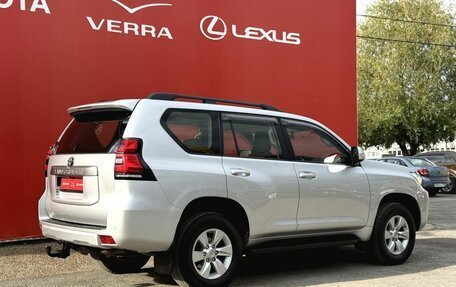 Toyota Land Cruiser Prado 150 рестайлинг 2, 2020 год, 5 460 000 рублей, 13 фотография