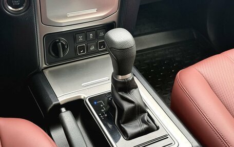 Toyota Land Cruiser Prado 150 рестайлинг 2, 2020 год, 5 460 000 рублей, 25 фотография